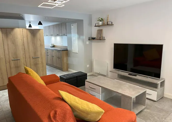 Duplex T4 Renove - Proche Centre, 6/8 Pers. - Fr-1-234-254